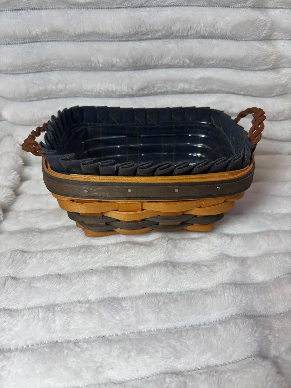 2000 Longaberger Collector’s Club Renewal Basket Combo